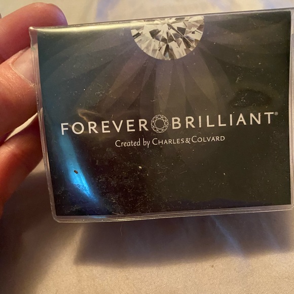 4ct total weight Charles and colvard engagement - Picture 4 of 5